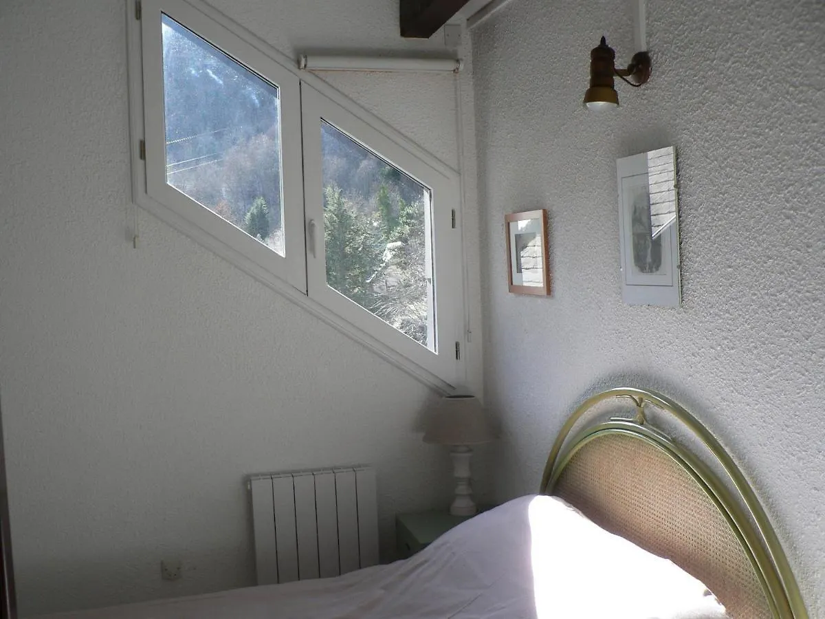 Triplex Ideal Famille Cauterets 0*,  France